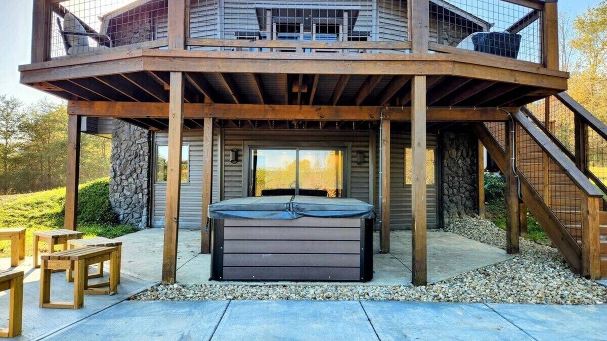 Lancaster House | HiveHaven! Secluded Luxury Lodge