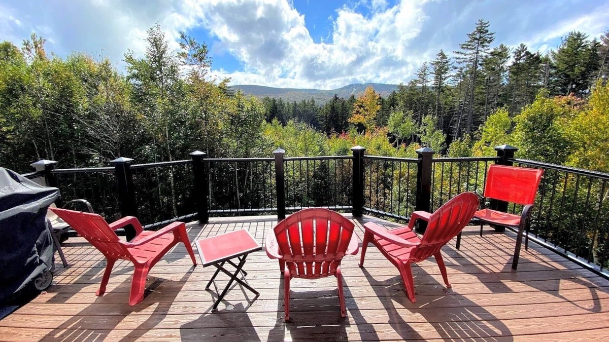 Bretton Woods House | HL96 Single family home with views and lots of space! Privacy, convenience, AC and Dog Friendly!