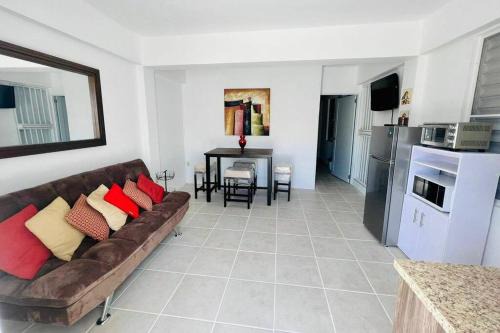 Aguadilla Pueblo Apartment | HNG APARTMENT, LINDO LUGAR, VENGA Y LO PASARÁ BIEN