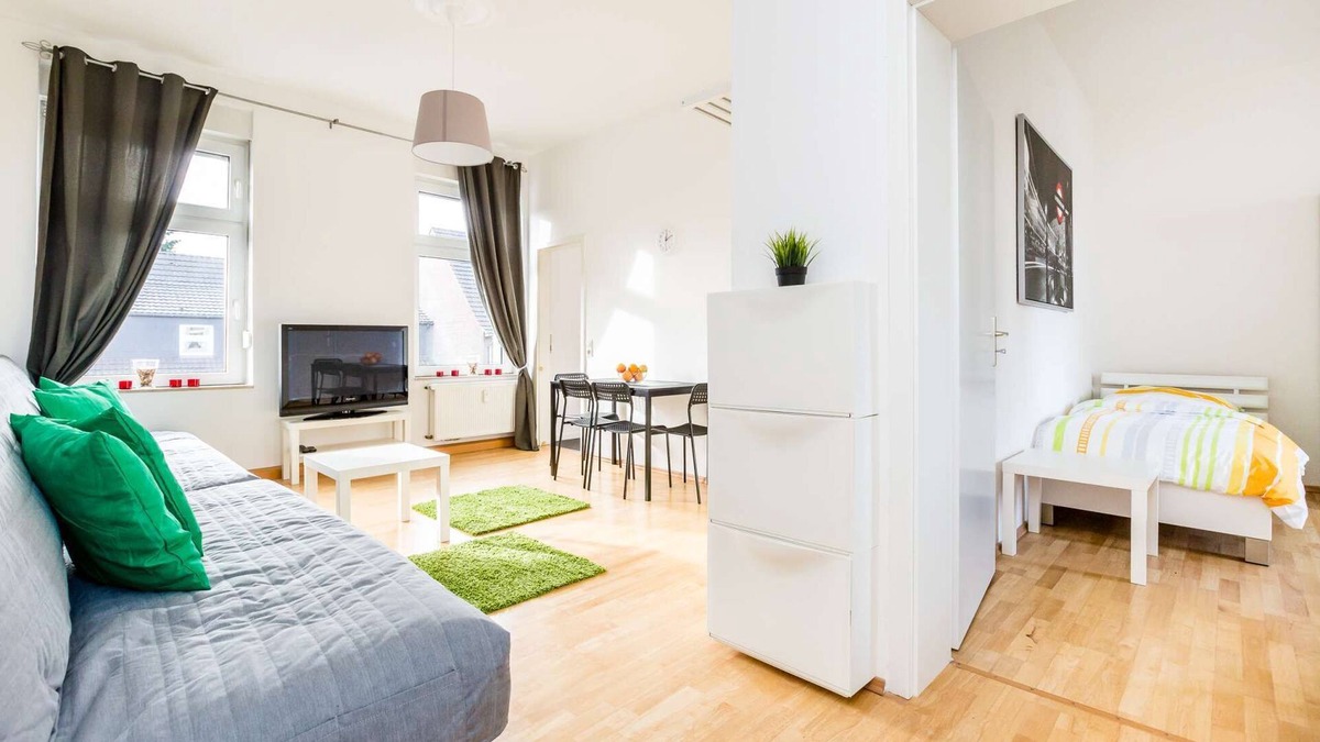 Eicken Apartment | HÖ01 large apartment with dryer and washing machine