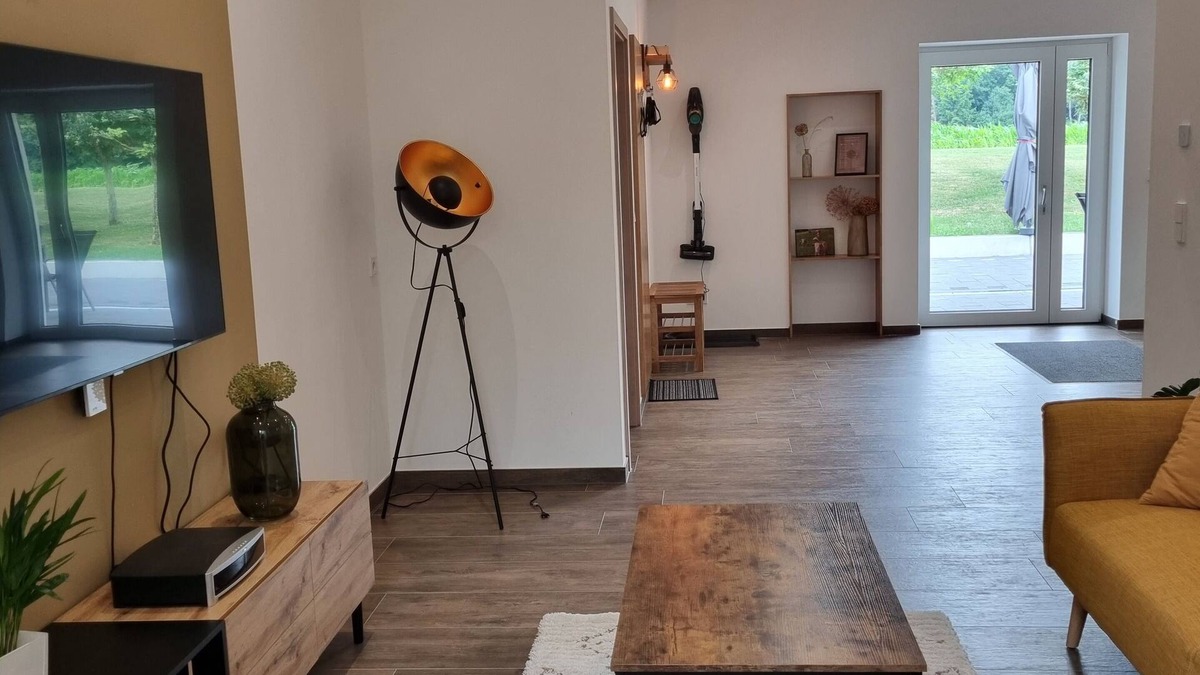 Rot am See Cabin | Hochwertig Ausgestattete Ferienwohnung in Idyllischer, Ruhiger Lage