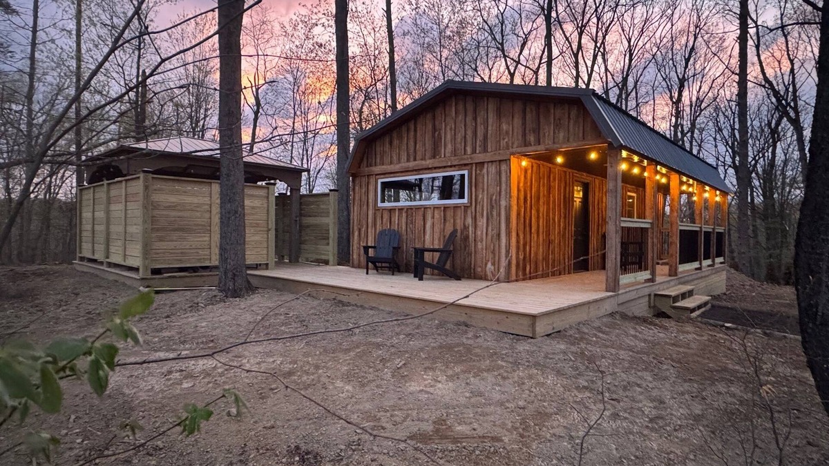Rockbridge Cabin | Hocking Hills -Brand New - Eaglerock Cabin