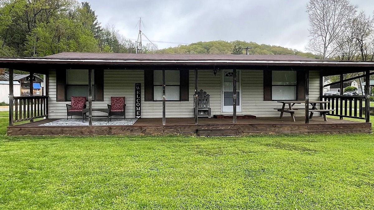 Carbon Hill House | Hocking Hills - Carbon Hill- ATV Friendly