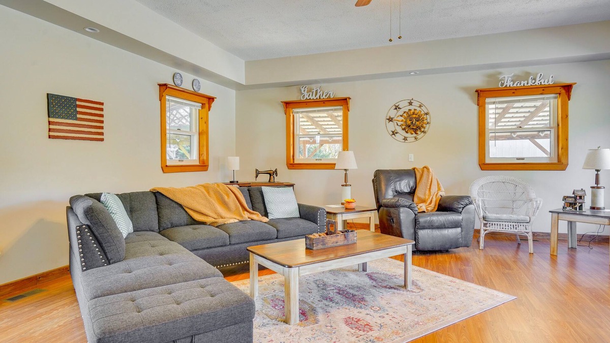 Rockbridge House | Hocking Hills Hideaway w/Hot Tub & Fire Pit!