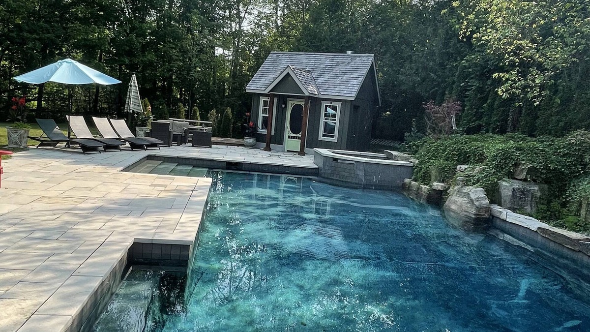 Mono House | “Hockley hideaway”