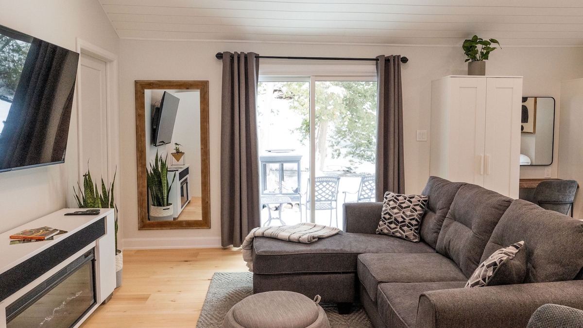 Mono Cottage | Hockley Valley Cozy Cottage