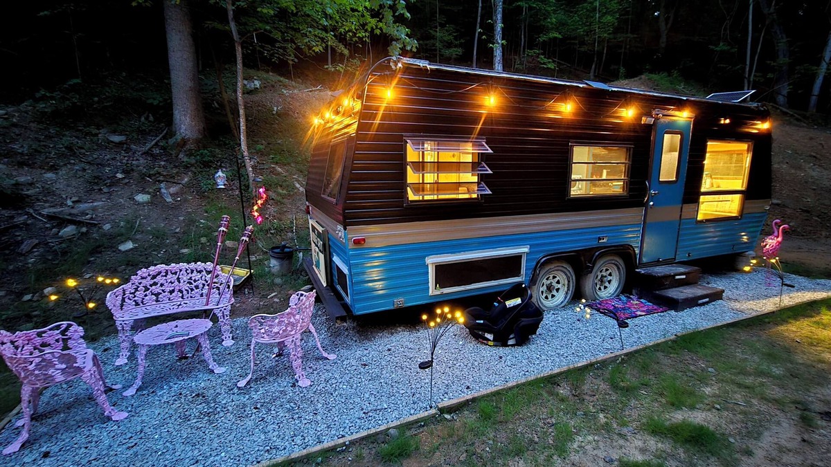 Coal Fork House | Hodge Spot Camper on Prayer Mountain-Off Grid Farm