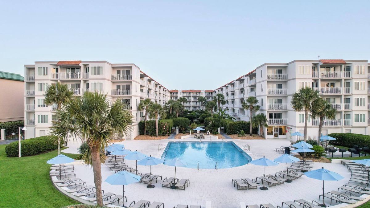 Saint Simons Island Condo | Hodnett Cooper's Beach Club
