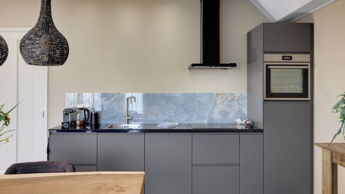 Municipality of Noord-Beveland Apartment | Hof van Maldegem, appartement Polderzicht oase van rust dichtbij de zeeuwse kust