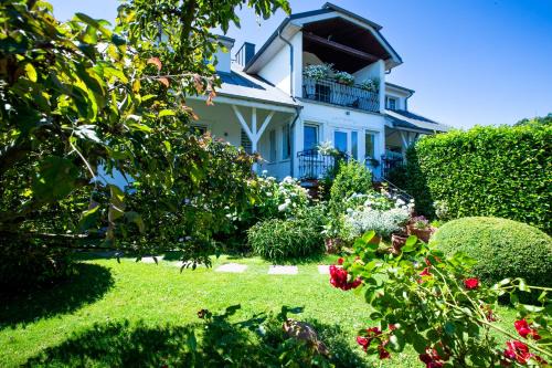 Trzesacz Hotel | Hoff dom przy morzu