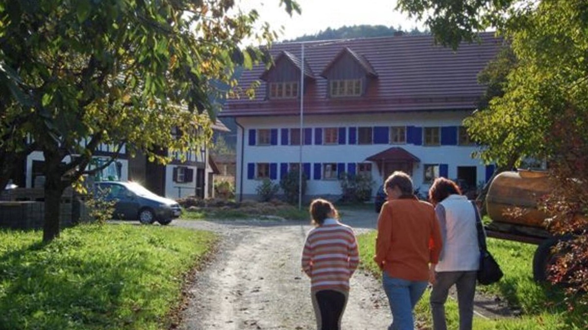 Deggenhausertal Apartment | Hofgut Bentele - 4-zimmer-ferienwohnung Bentele, Dusche/wc, 80 qm, DG