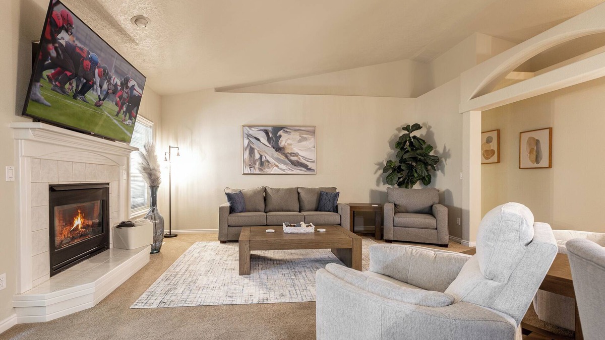 Eagle House | Hogan's Fairway Landing