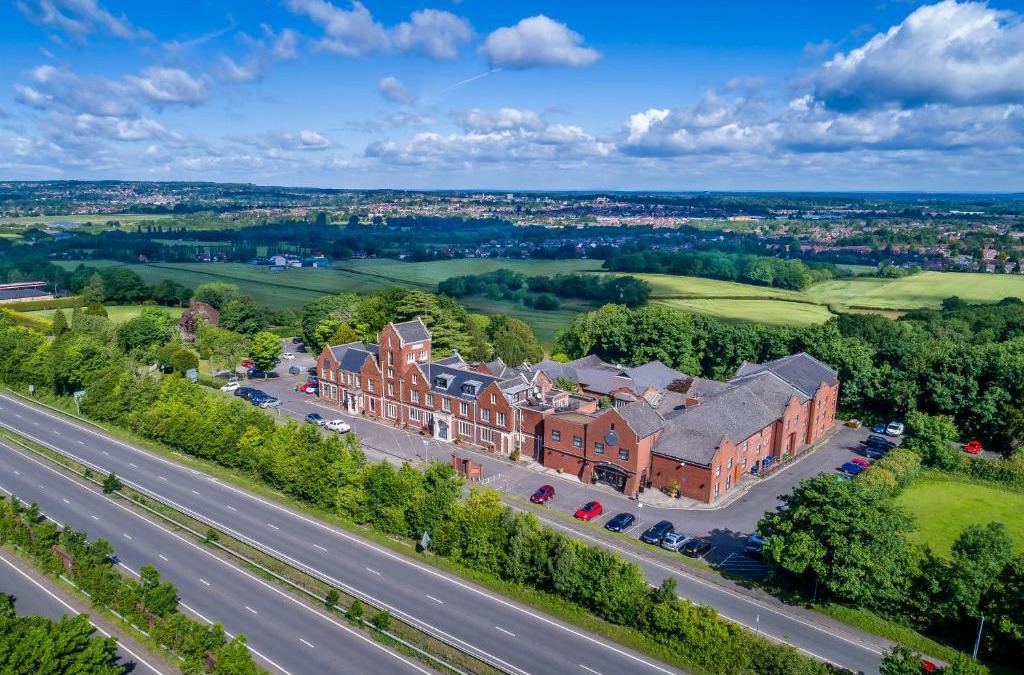 Seale Hotel | Hogs Back Hotel & Spa Nr Farnham