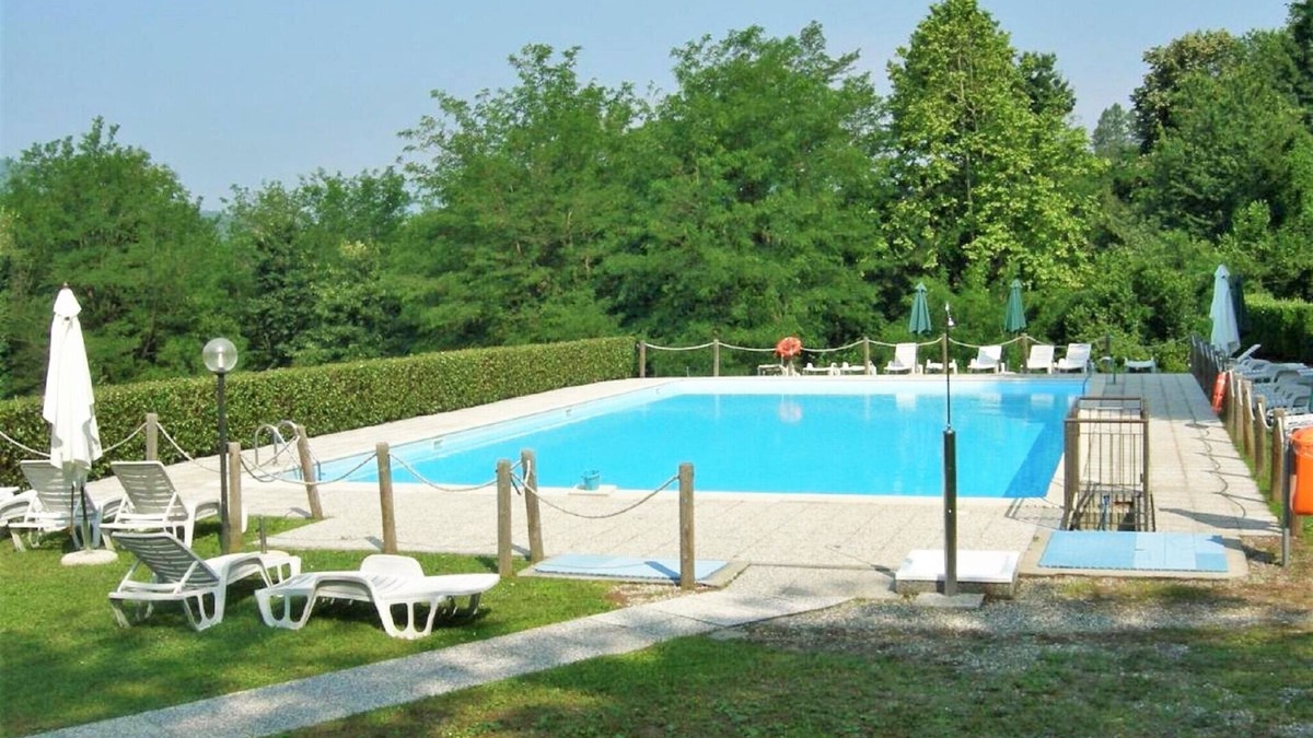 Montegrino Valtravaglia House | Holiday Home near Lago Maggiore