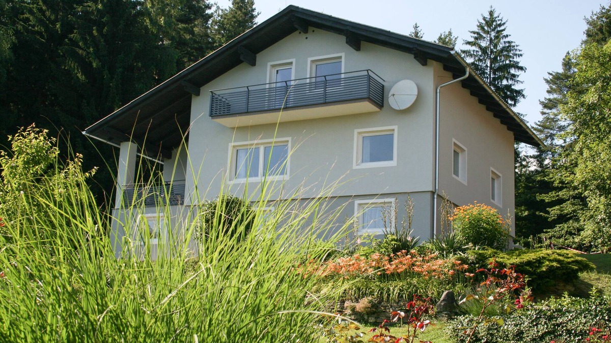 Klagenfurt-Wolfnitz House | Holiday house on the outskirts of Klagenfurt with a wonderful view