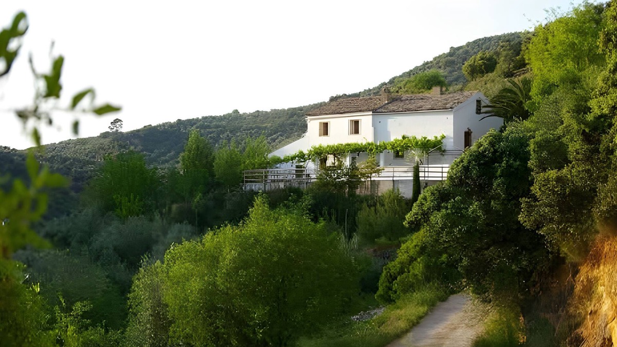 Villanueva del Arzobispo House | Holiday Home 'Finca Rústica La Pájara' with Mountain View, Pool and Wi-Fi