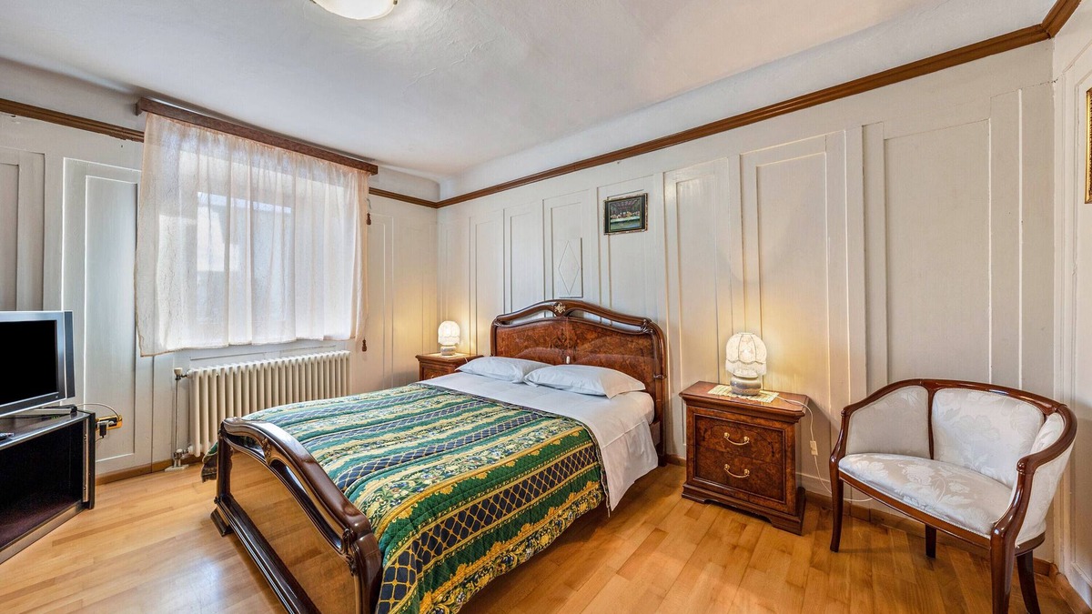 Brez House | Holiday Accommodation "Appartamento Pisani" with Balcony & Wi-Fi