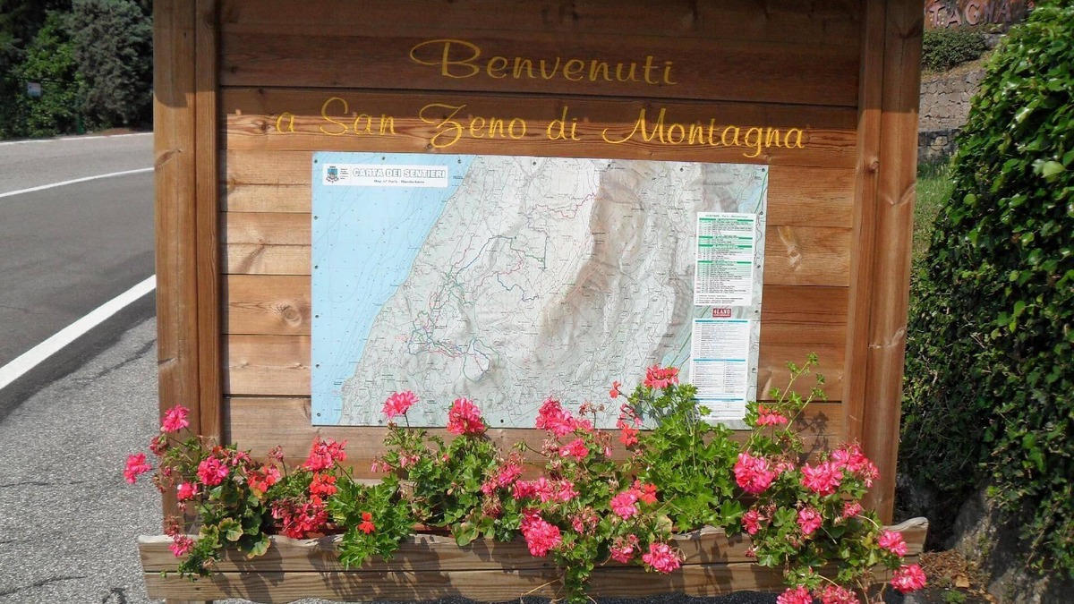San Zeno di Montagna Apartment | Holiday apartment San Zeno di Montagna for 1 - 4 persons with 2 bedrooms - Row house
