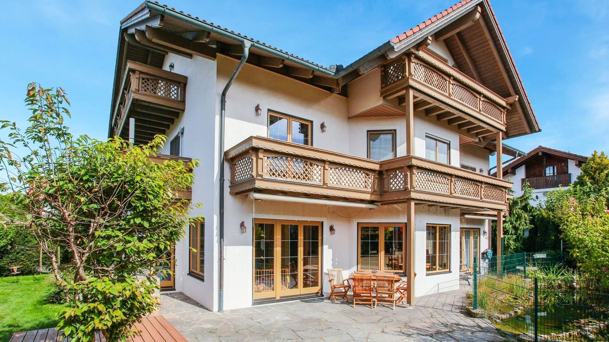 Gelting Apartment | Holiday Apartment "Gelting" with Mountain View, West and South Balcony and Wi-Fi