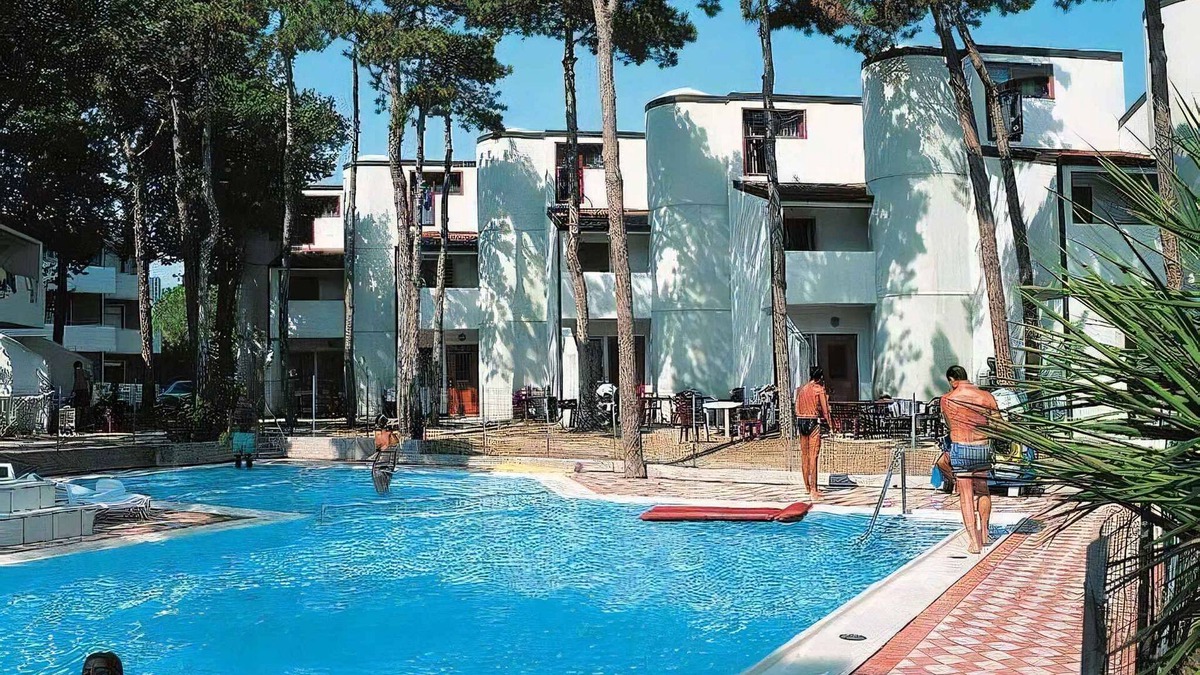 Lignano Pineta Apartment | Holiday apartment with terrace and air conditioning