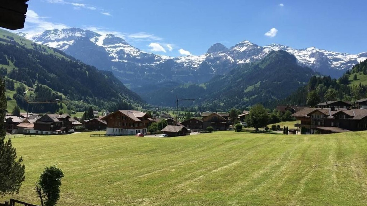 Lenk Apartment | Holiday apartment Lenk im Simmental for 1 - 4 persons with 1 bedroom - Holiday apartment