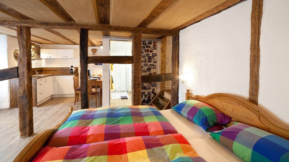 Lauda Apartment | Holiday apartment for 2 people (30 sqm) in the old castle
