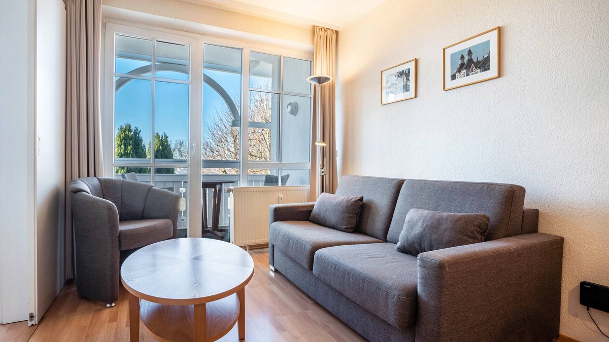 Sellin Apartment | Holiday Apartment 'Seepark Sellin' with Balcony and Wi-Fi