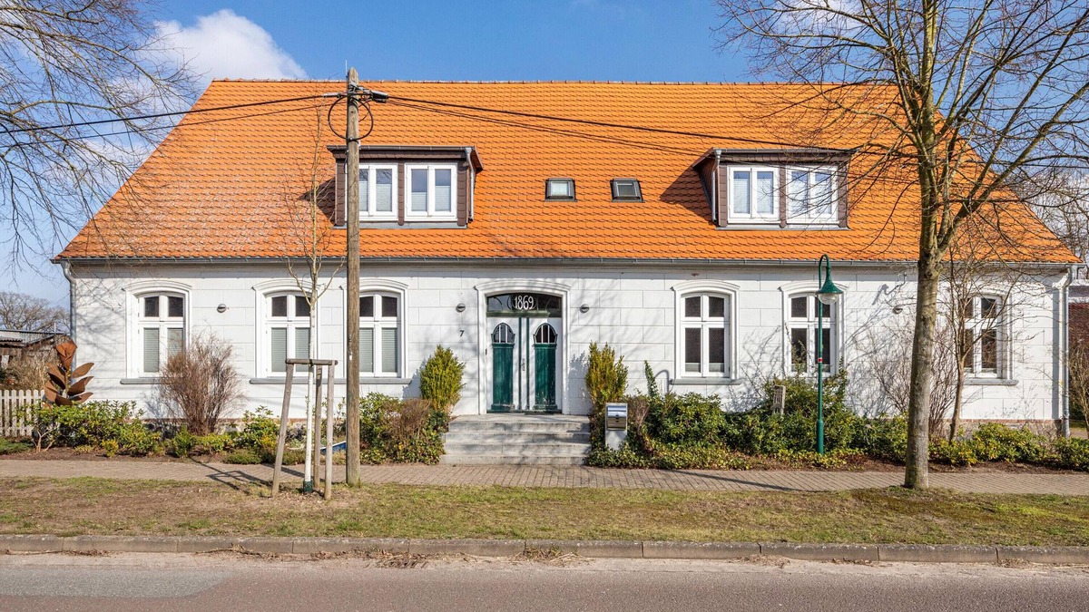 Muritz Apartment | Holiday Apartment "Storchenhorst" with Wi-Fi