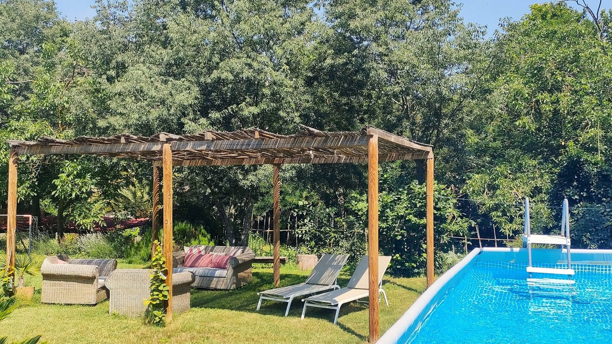 Sant Marti Vell Apartment | Holiday Apartment "La Pallissa - Can Bonet" with Mountain View, Shared Pool & Wi-Fi