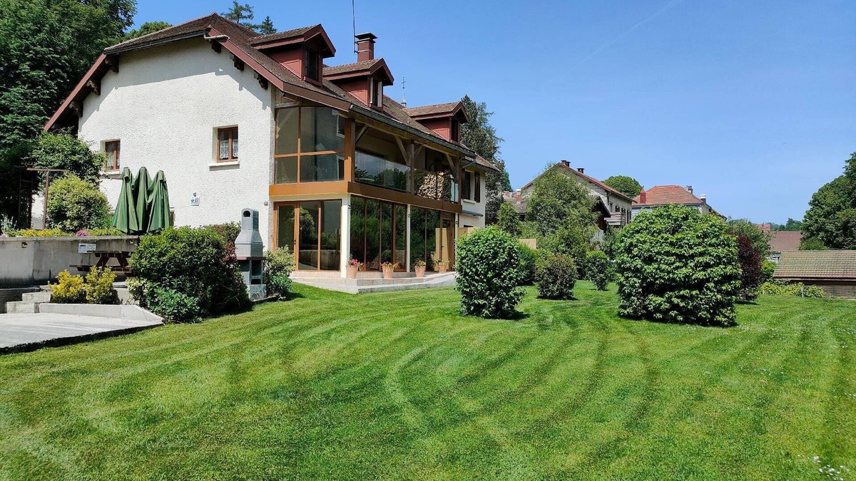 Foncine-le-Haut Apartment | Holiday apartment Foncine le Haut for 1 - 6 persons with 3 bedrooms - Row house