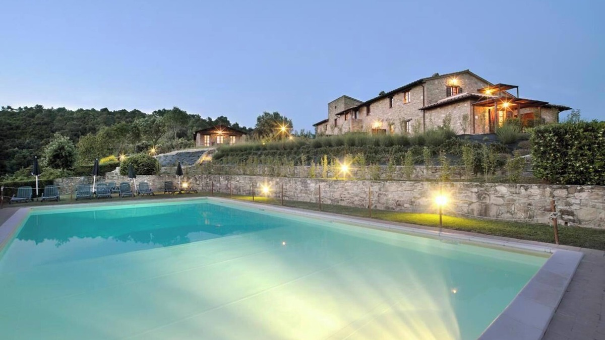 Cantalupo Apartment | Holiday apartment with swimming pool and small farm