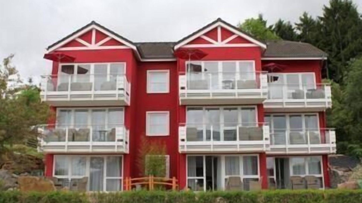 Schalkenmehren Apartment | Holiday apartment Schalkenmehren for 1 - 6 persons with 2 bedrooms - Luxury holiday home