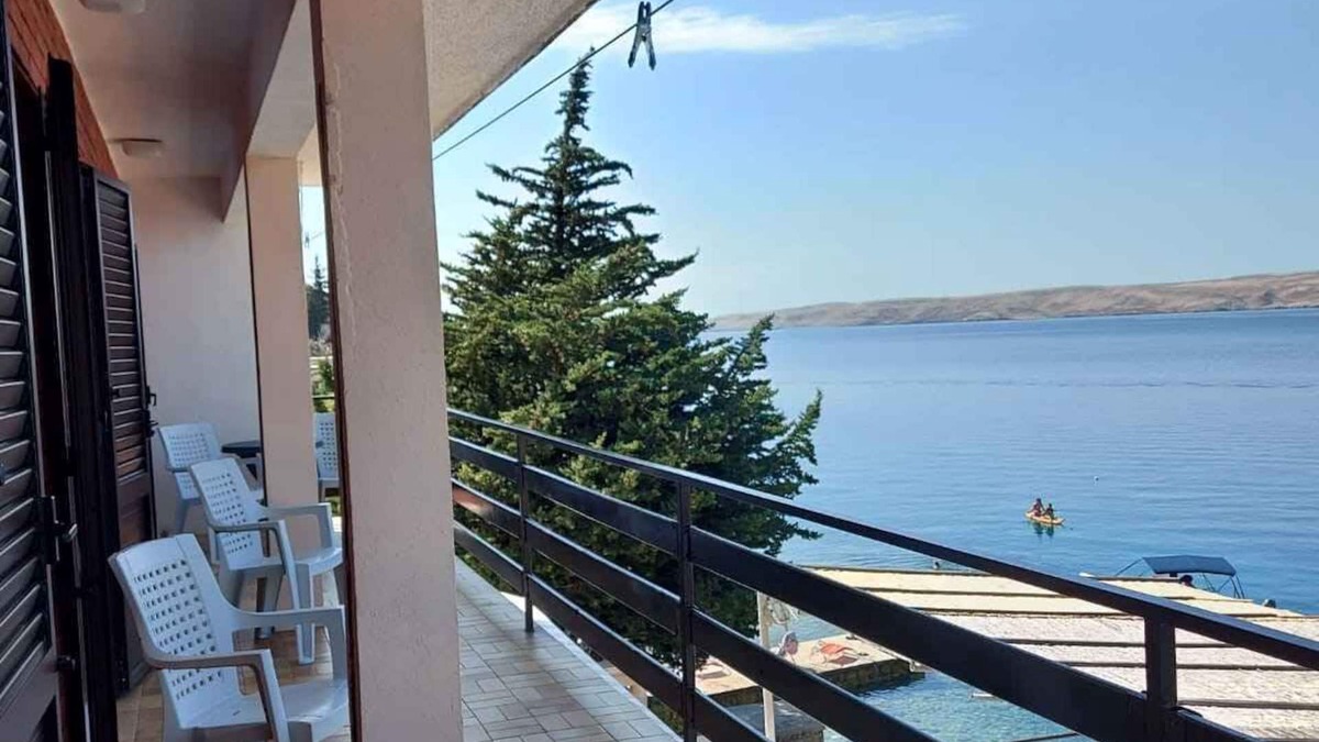 Lukovo Sugarje Apartment | Holiday apartment with air conditioning directly at the sea