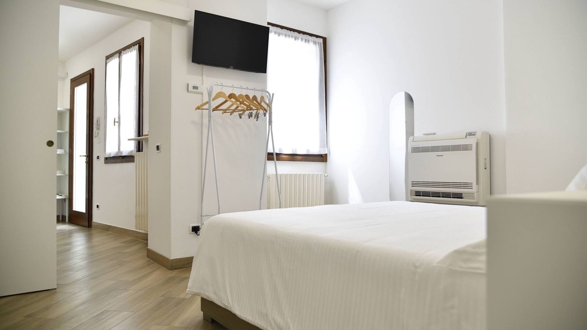 Cesana Brianza Apartment | Holiday Apartment "La Casetta tra laghi e montagne"