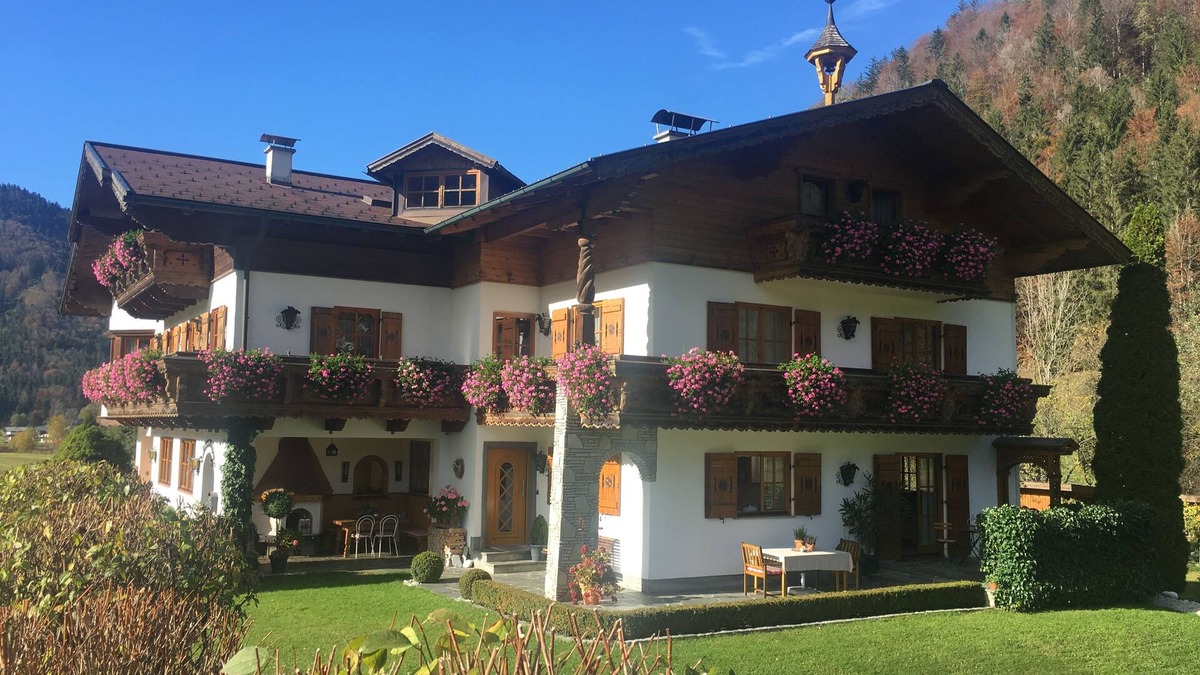 Faistenau Apartment | Holiday apartment (80 sqm)- in the area of Salzburg and the Salzkammergut