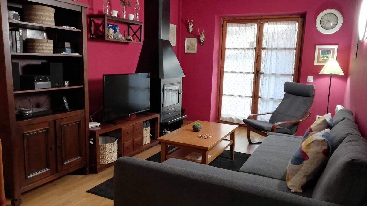 Linsoles Apartment | Holiday apartment Anciles for 1 - 4 persons with 2 bedrooms - Holiday apartment