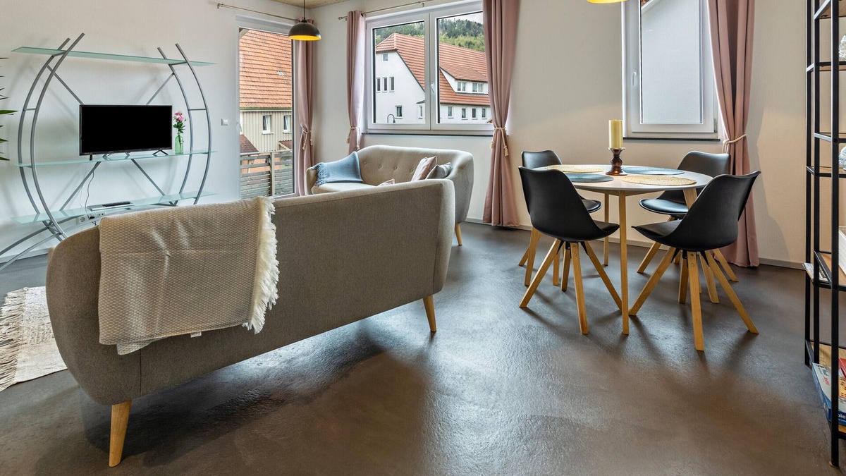 Gemarkung Tieringen Apartment | Holiday Apartment "Apfelkiste" with Balcony & Wi-Fi