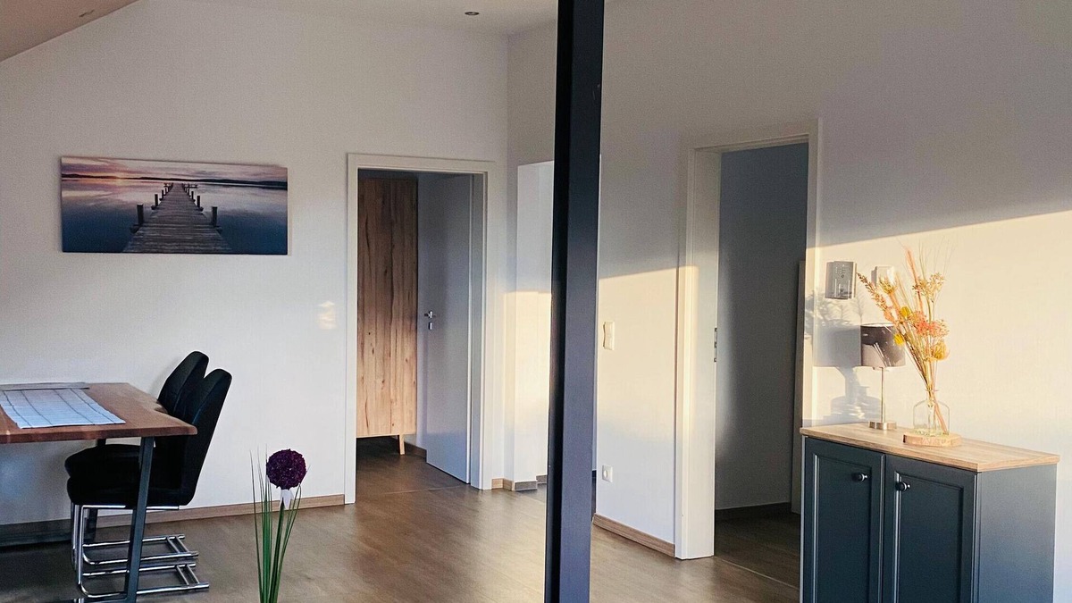 Schluechtern Apartment | Holiday Apartment "Blick Bergwinkel" with Private Garden