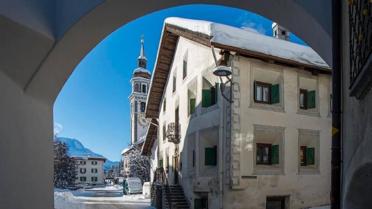 Bever Apartment | Holiday apartment Bever for 4 persons with 2 bedrooms - Historical building