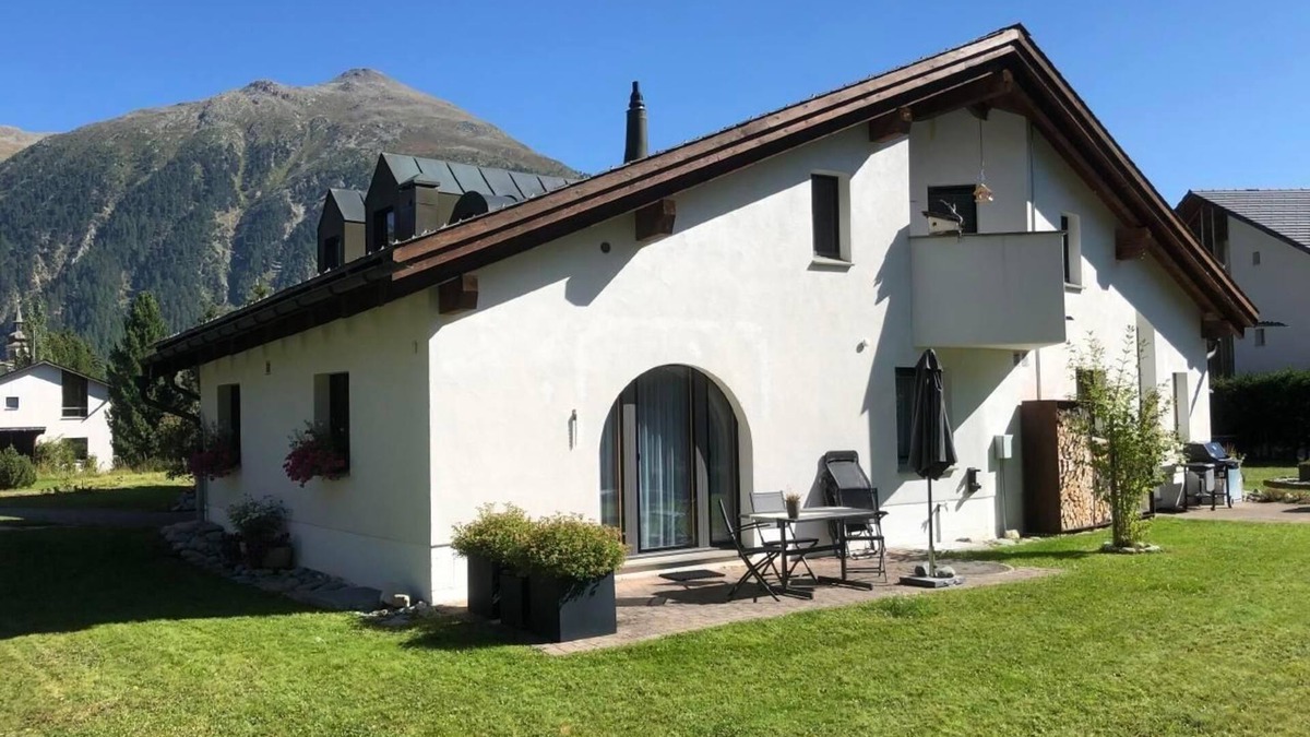 Bever Apartment | Holiday apartment Bever for 1 - 2 persons - Twin house