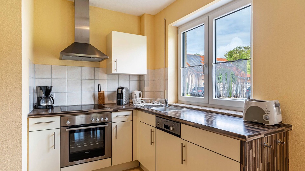 Ringsheim Apartment | Holiday Apartment "Biehler" with Private Terrace, Shared Garden & Wi-Fi