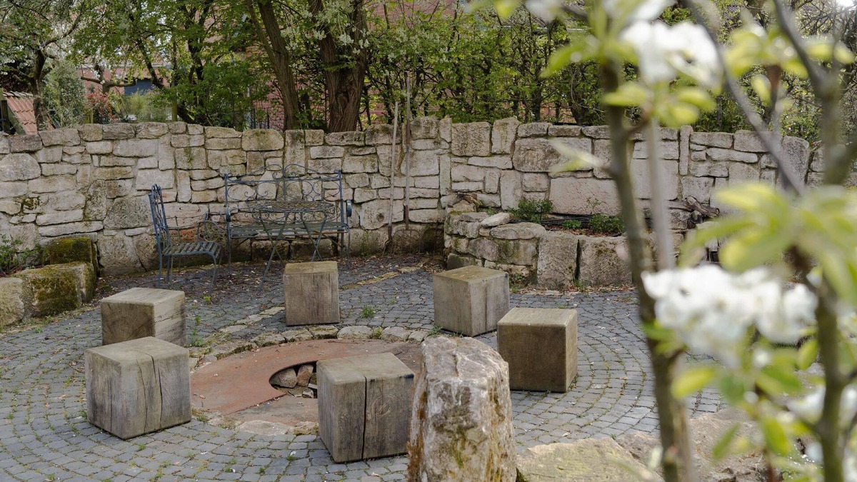Region Hannover District Apartment | Holiday apartment Burgwedel for 1 - 4 persons with 2 bedrooms - Holiday apartment