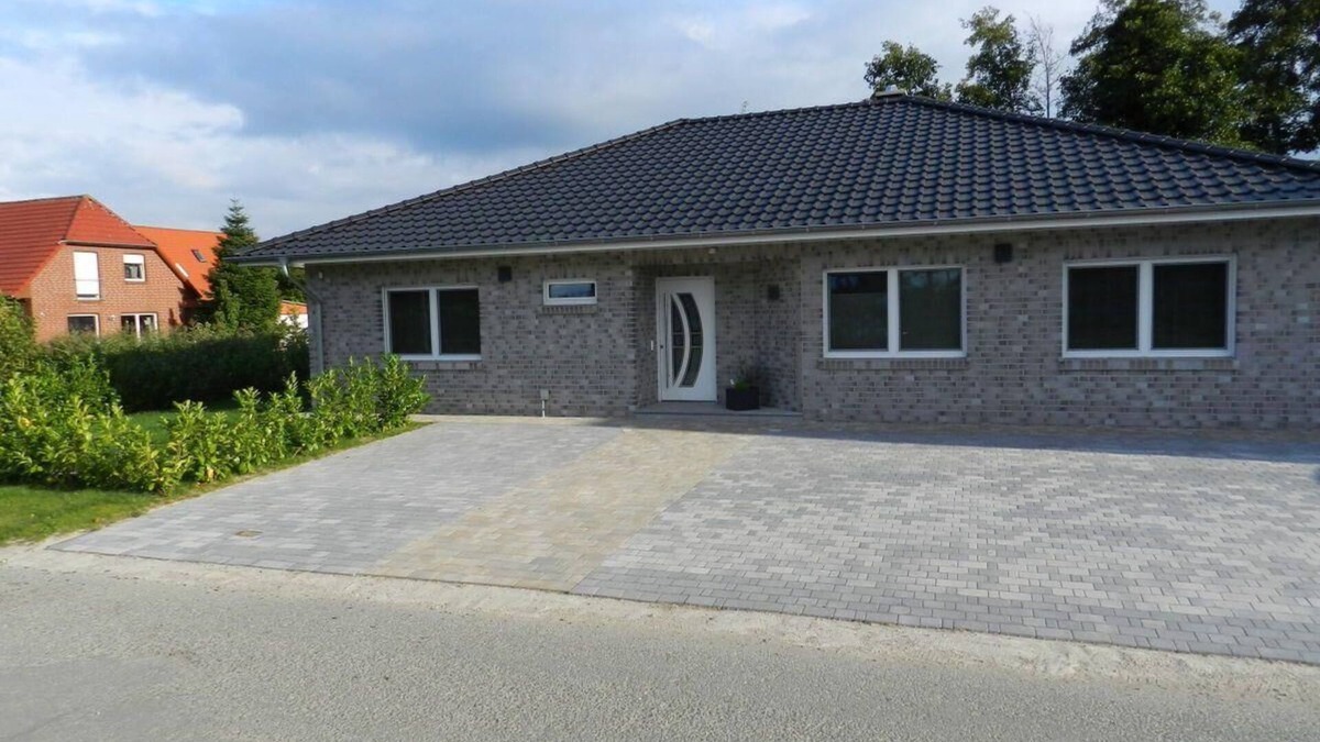 Nordseebad Burhave Apartment | Holiday apartment Butjadingen for 1 - 5 persons with 2 bedrooms - Holiday apartment