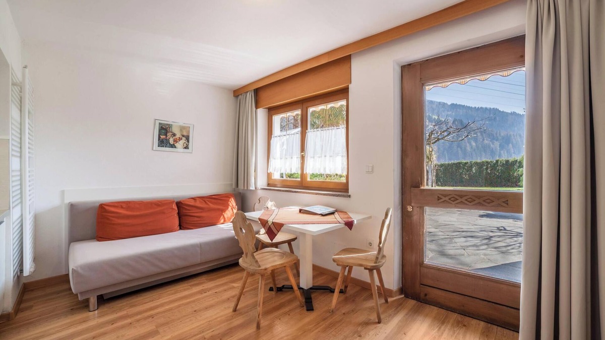 Saltusio Apartment | Holiday Apartment 'Camping Passeier Apfelblüte' with Sauna, Mountain View, Garden & Wi-Fi