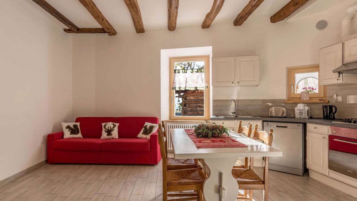Segonzano Apartment | Holiday Apartment “Casa di Ada” with Mountain View & Wi-Fi