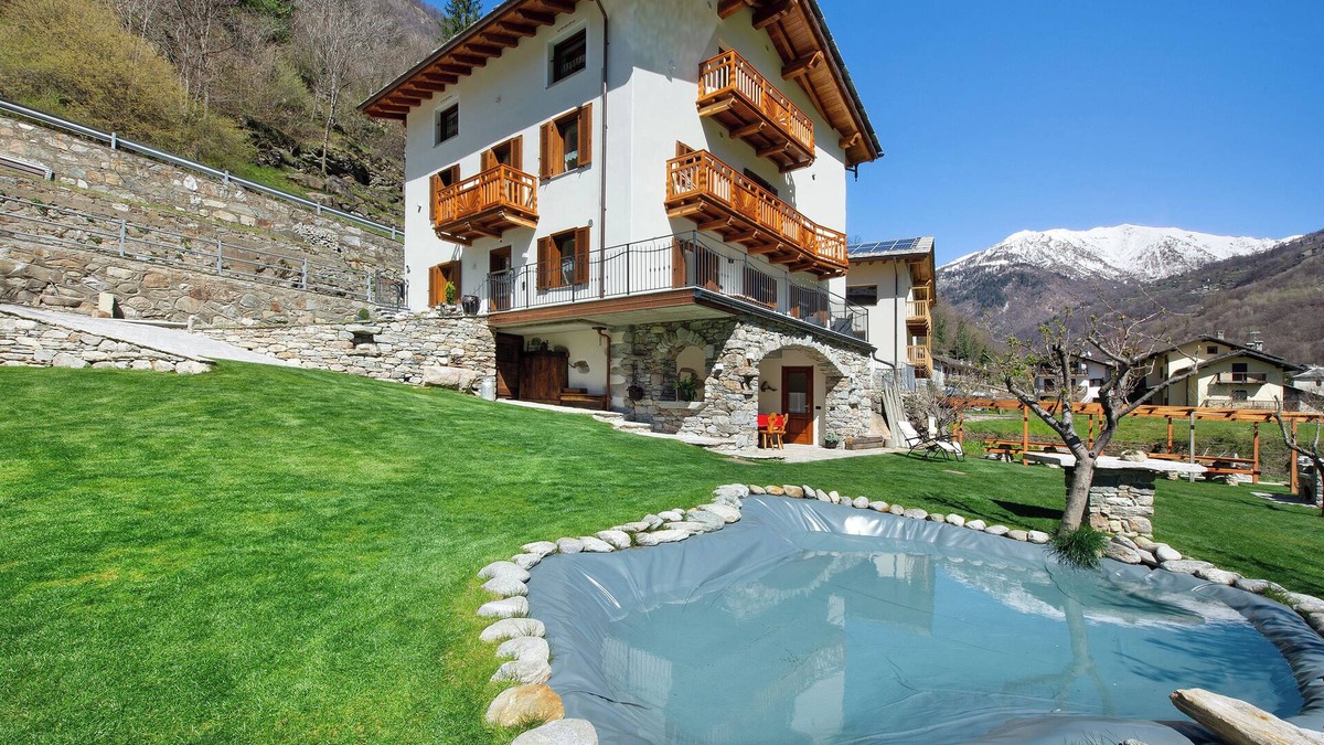 Lillianes Apartment | Holiday Apartment "Cucu - 3" with Mountain View, Shared Terrace & Wi-Fi