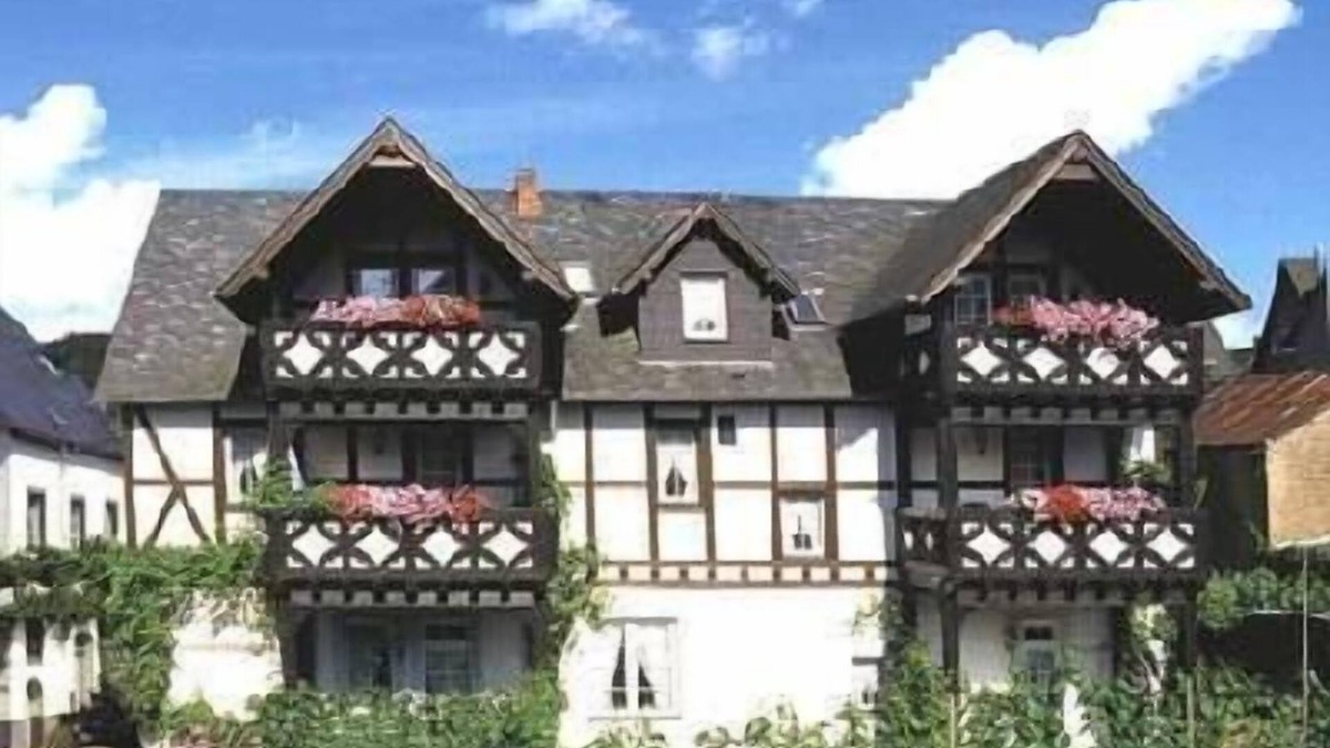 Ernst Apartment | Holiday apartment Ernst for 2 - 4 persons with 2 bedrooms - Holiday apartment