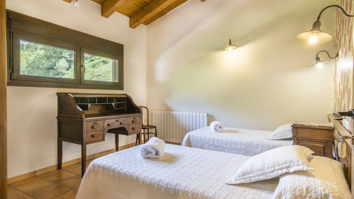 Les Iglesies Apartment | Holiday Apartment "Mossen Batista Til Ler" with Mountain View, Private Terrace & Wi-Fi