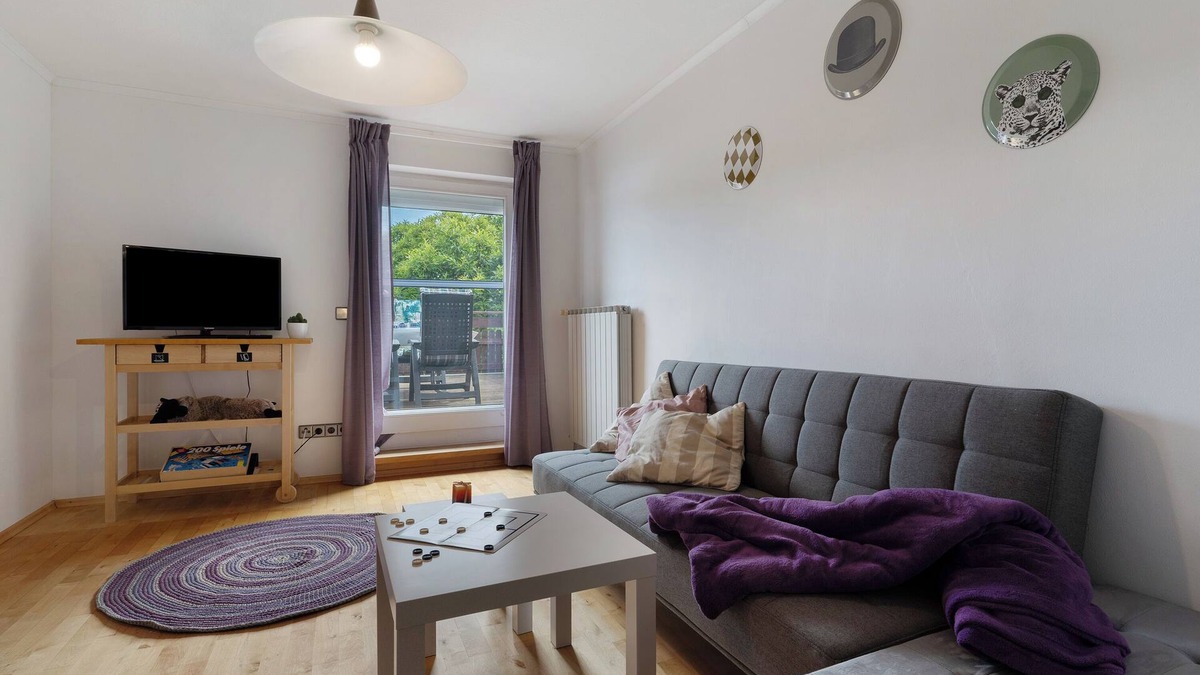 Leinstetten Apartment | Holiday Apartment "Feriendomizil Naturliebe" with Private Terrace & Wi-Fi