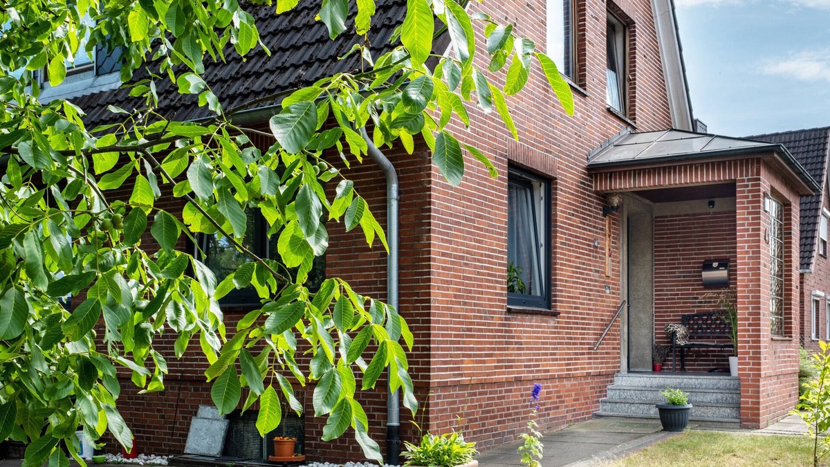 Stade Apartment | Holiday Apartment "Ferienwohnung am Elbstrom" with Shared Terrace & Wi-Fi